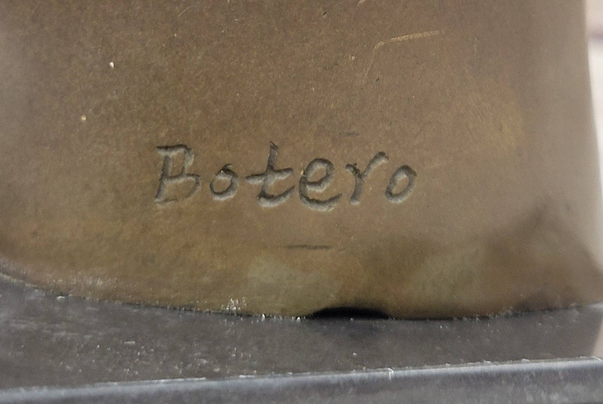 Bronzhaus – wholesale Sculpture – Hand Made Abstract Modern Style Mother and Child by Botero Bronze Sculpture9