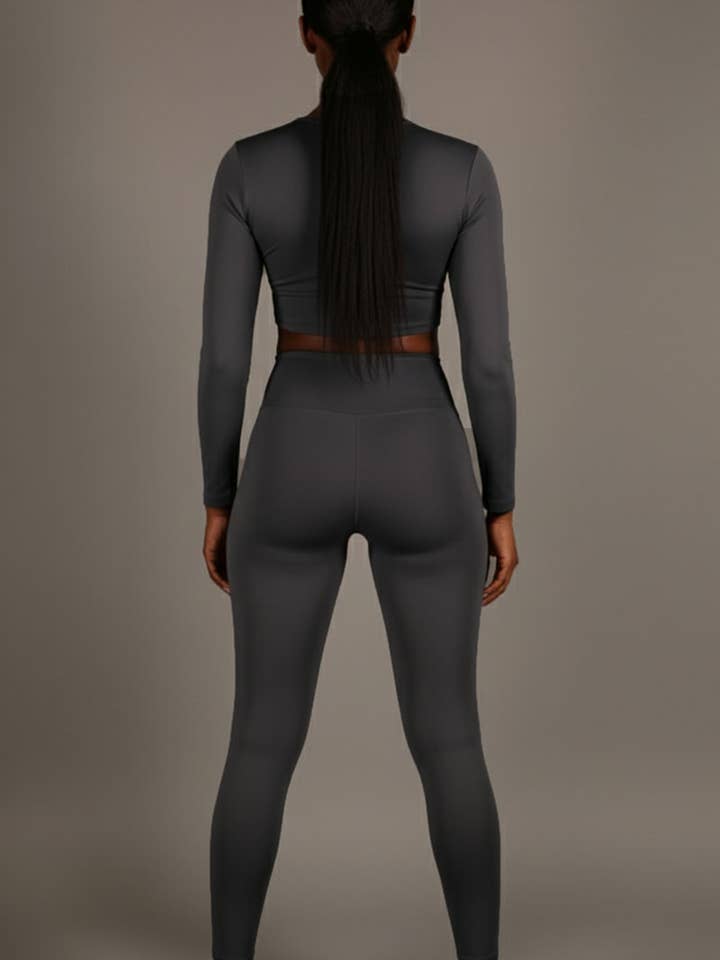 CAPELLA APPAREL - Vente Ensemble de sport – femme - Ensemble de sport comprenant un crop top à manches longues et un legging taille haute7