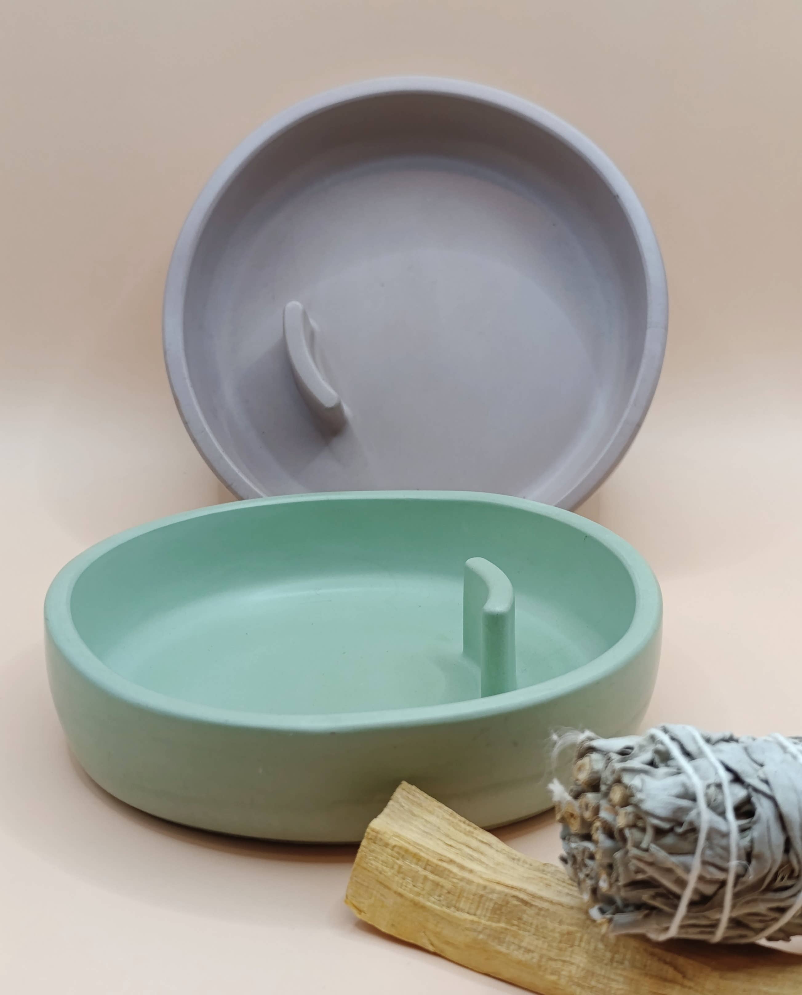 Interstellaire Créations - Wholesale Sage Bundle - White sage support, smudging stick, palo santo5