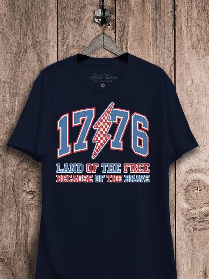 Lotus Fashion Collection - Vendita all'ingrosso Maglietta stampata - Donna - 1776 Terra dei Liberi Maglietta Grafica1