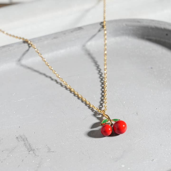 Cherry-ish - Halskæde med historier for engroshandel hos Lenvolee