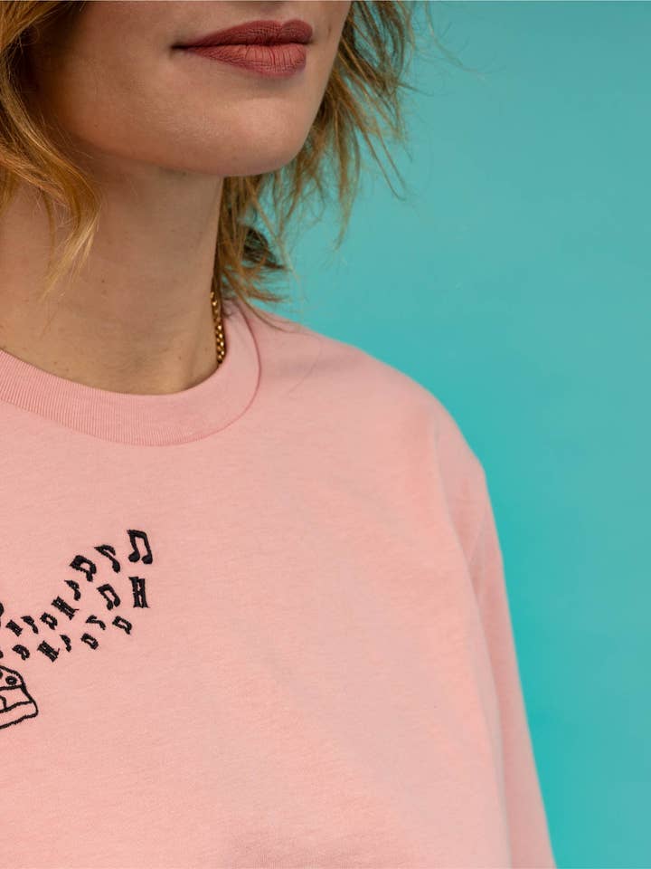 T-shirt viola - Rosa per la vendita all'ingrosso da parte di Huguette