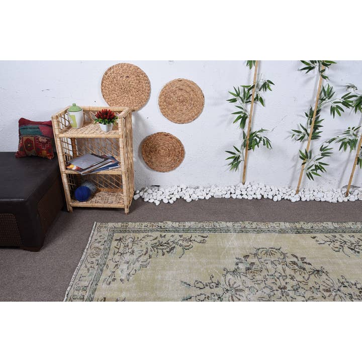 The Loom Wholesale – wholesale Runner rug – Vintage Handmade Wool Floral Rug4