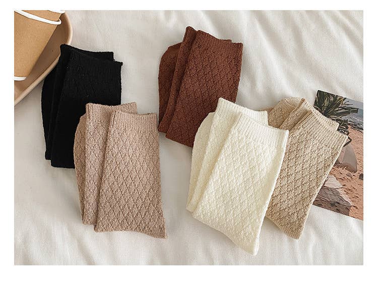 Tourtiwi - Wholesale Socks - Women's - Solid color diamond pattern warm women's mid-calf socks7