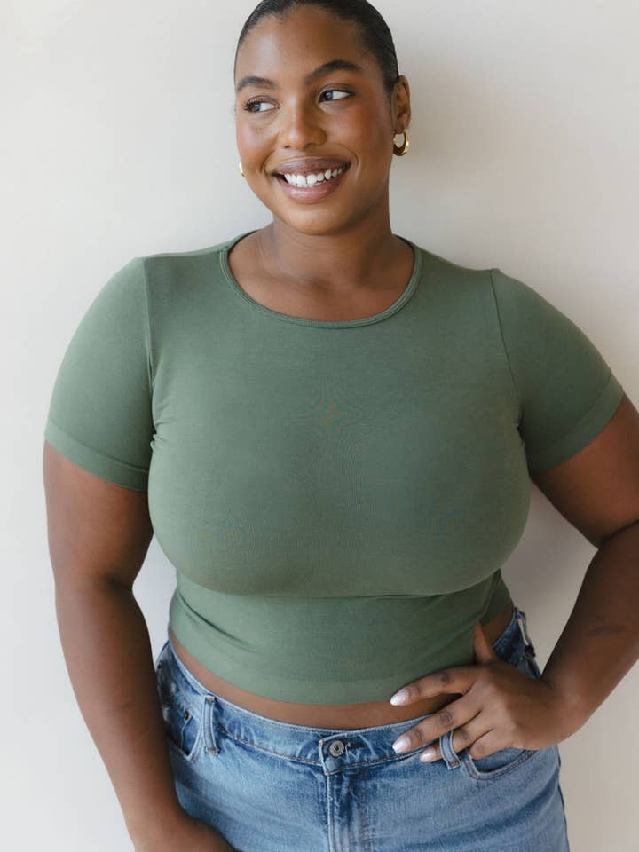 ELIETIAN – wholesale Knit top – Women's – Short Sleeve Waist Length Top23