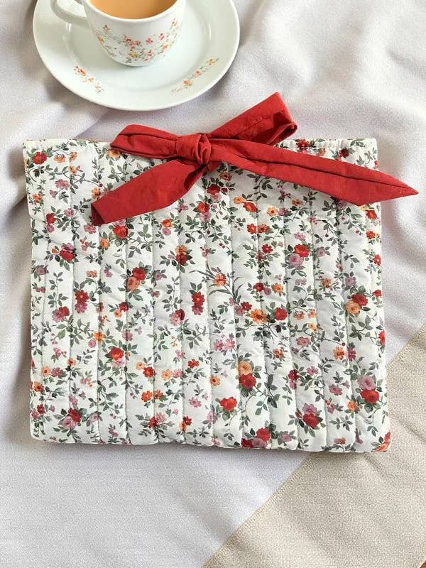 Emilia Rote Blumen Bibelhülle für den Großhandel von Nash Grey