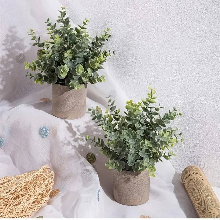 Huis Van Merken - Wholesale Artificial Plant - Artificial Eucalyptus Potted Plants Set - Small Faux Decor3