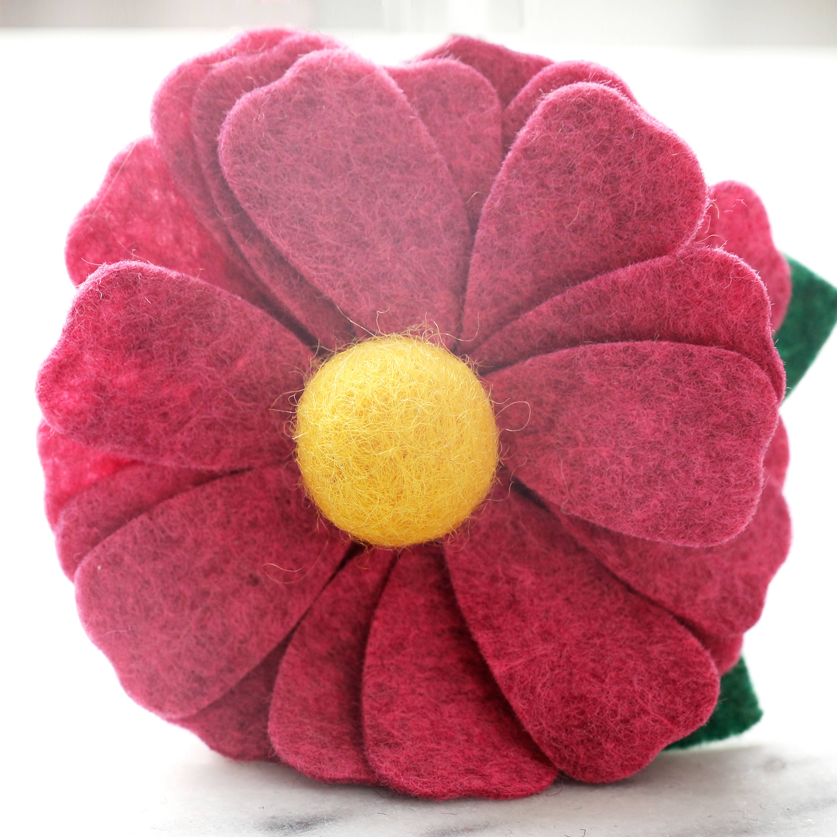 Mimi Green - Wholesale Halsband - Hond - Hondenhalsband met madeliefbloem - 26 kleuren!1