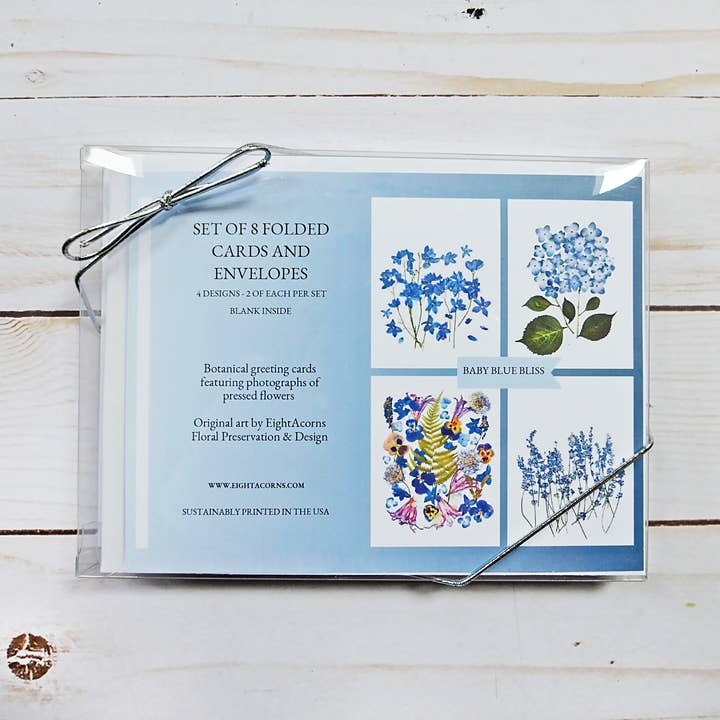 Ensemble de cartes de vœux Baby Blue Bliss - 8 cartes FLEURS PRESSÉES pour la vente par Eight Acorns Floral Preservation