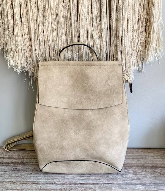 MiMi Wholesale - Wholesale Backpack - Women's - UNV0069 Flap Over Convertible Backpack13