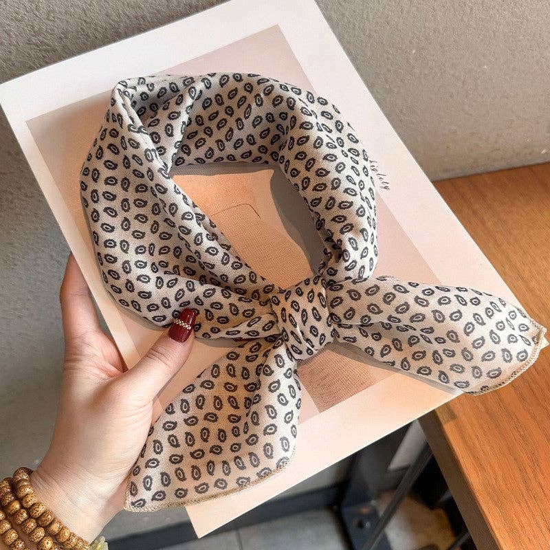 liqubit - Wholesale Scarf - Women's - Cashmere-Like Horse Print Warm Scarf2