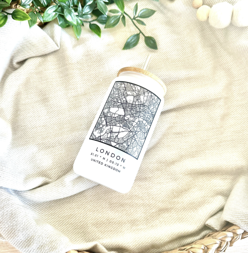 KNOTS + NOOK - Wholesale Drinking Glass/Cup -  CITY MAP GLASS TUMBLER WITH BAMBOO LID AND GLASS STRAW3