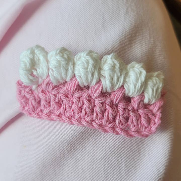 White Tulips on Pink Grass Hair Clip for wholesale by thewayiloopmyls