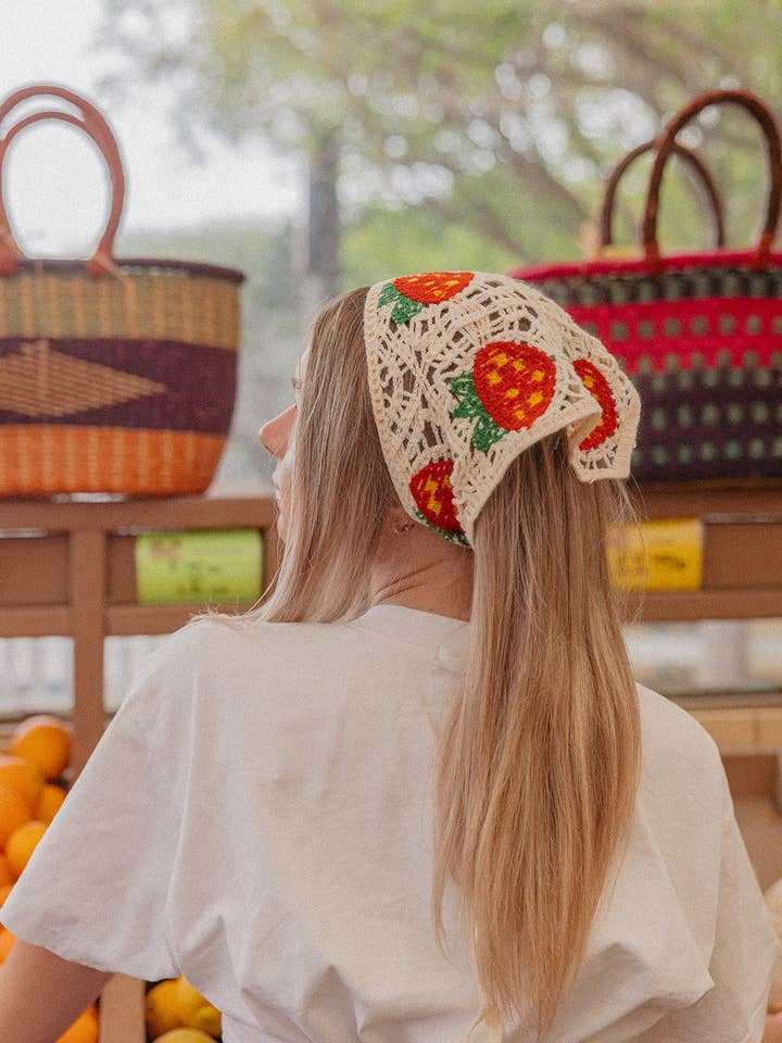 BANDANA TRICOTĂ POUR LE MARCHĂ FERMIER (2 PATRONS) pour la vente par KAXI