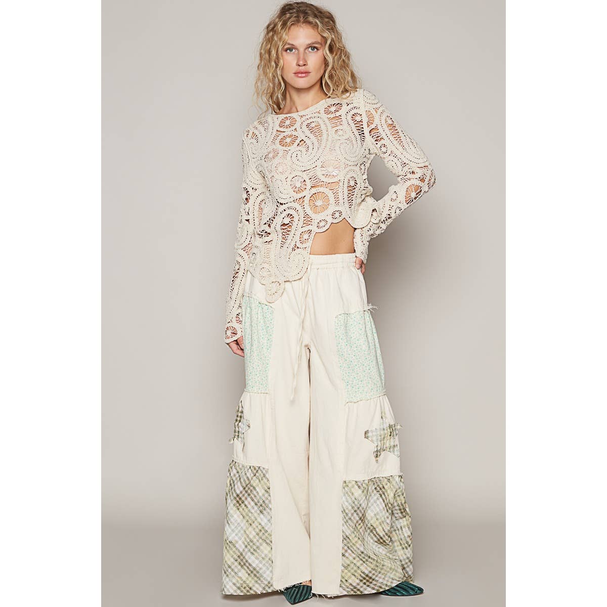 Pol Clothing - Wholesale Knit Top - Women's - Round Neck Long Sleeve Solid Crochet Top12