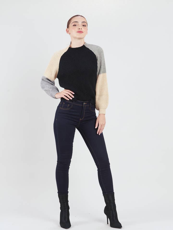 Pull en tricot Manhattan Groove pour la vente par Honey and Beau