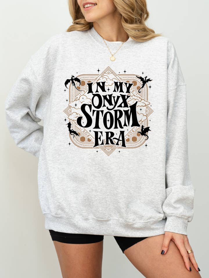 Seven hearts shop - Wholesale Graphic Sweatshirt - Women's - In my Onyx Storm era Sweatshirt Â
