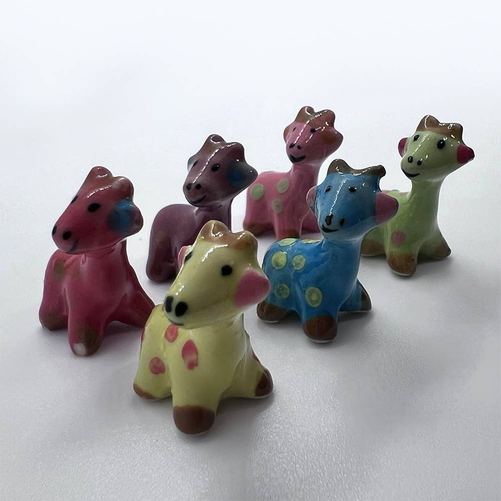 VIE - Wholesale Decorative Figurine - Mini Ceramic Figurine, Assorted Colour, Approx. 2cm74