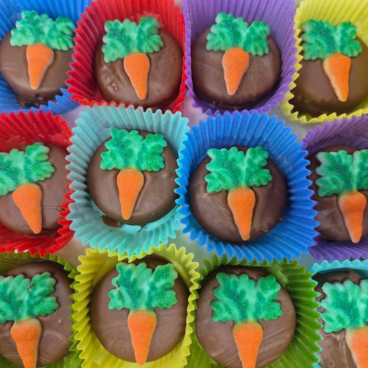 Påske Gulerod Oreo's Æske med 24 for engroshandel hos Bear Creek Candy Kitchen