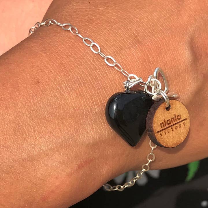 Pulseira em Ónix Preto, Pulseira Coração Prata de 1ª Lei, Pulseira Coração | by NLanlavictory por atacado de nlanlaVictory