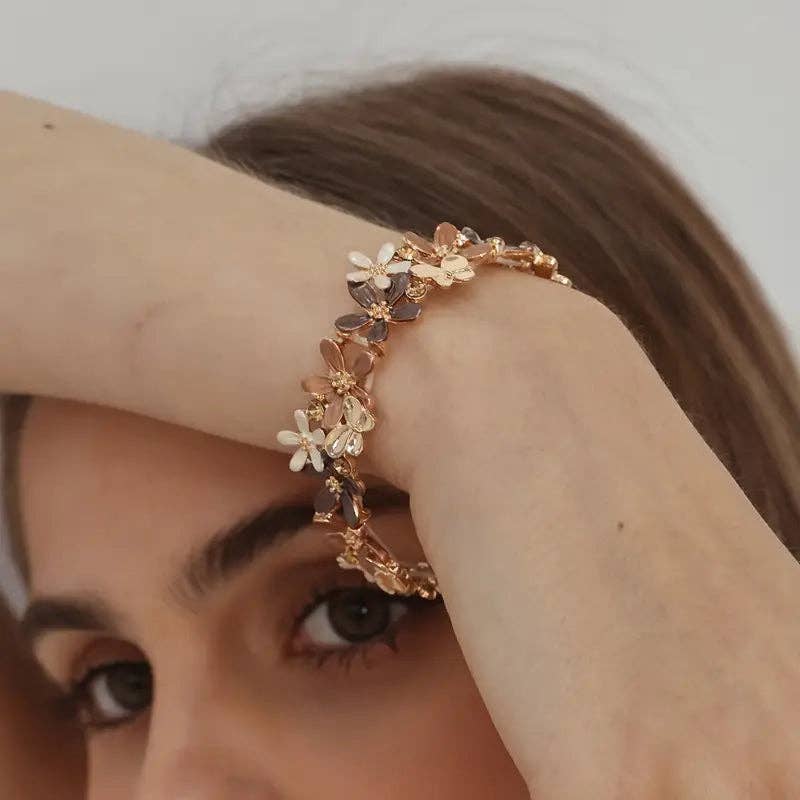 Huis Van Merken - Wholesale Charm/Dangle Bracelet - 18K Gold Floral Stretch Bracelet - Women's Party Jewelry3