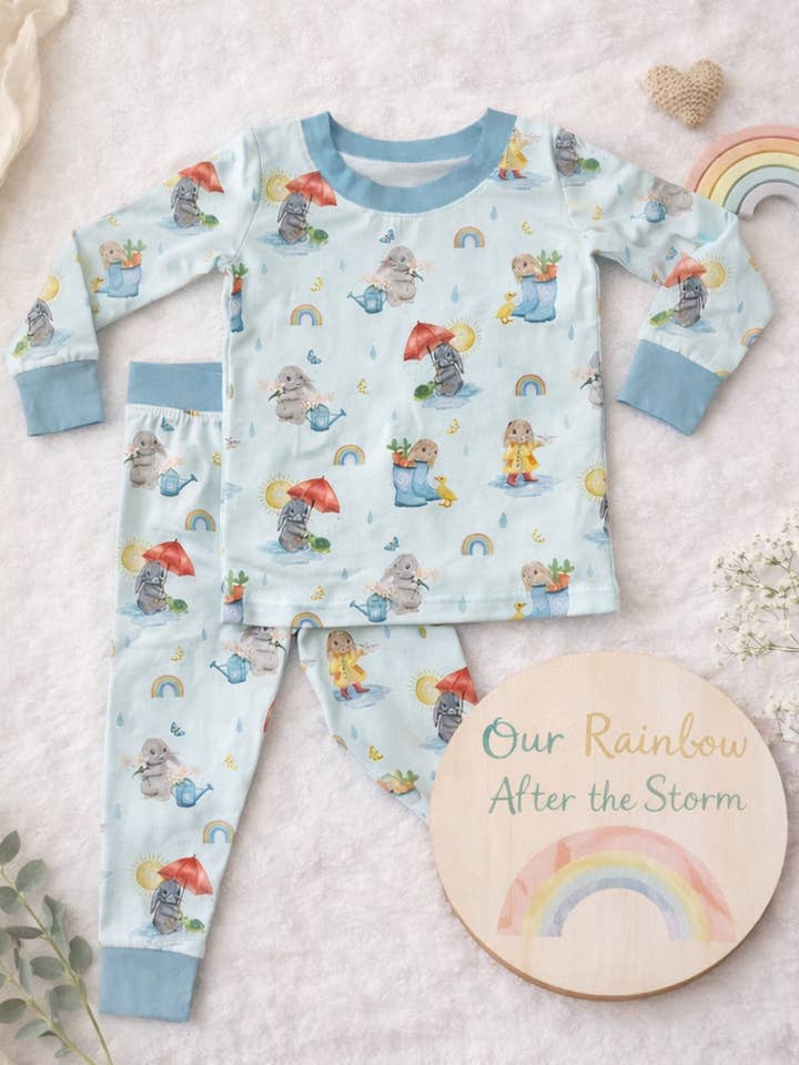 Pyjamas en bambou Arc-en-ciel Bébé Infertilité Imprimé pour la vente par My Sweet Fox Boutique