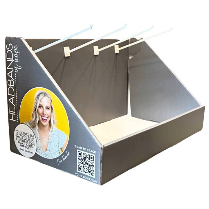 Présentoir en carton ondulé - gris pour la vente par Headbands of Hope | One Purchased One Donated
