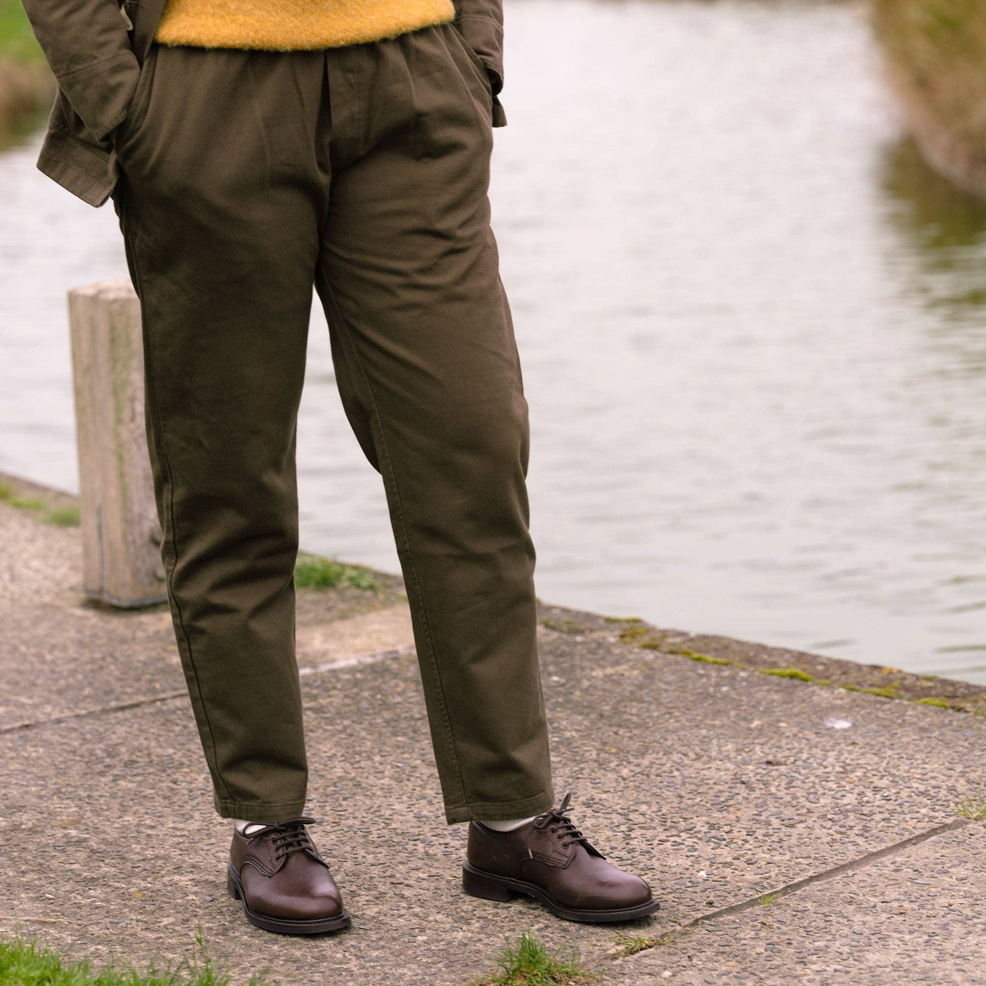 Yarmouth Oilskins – wholesale Pants – Men's – The Deck Trousers - Olive4