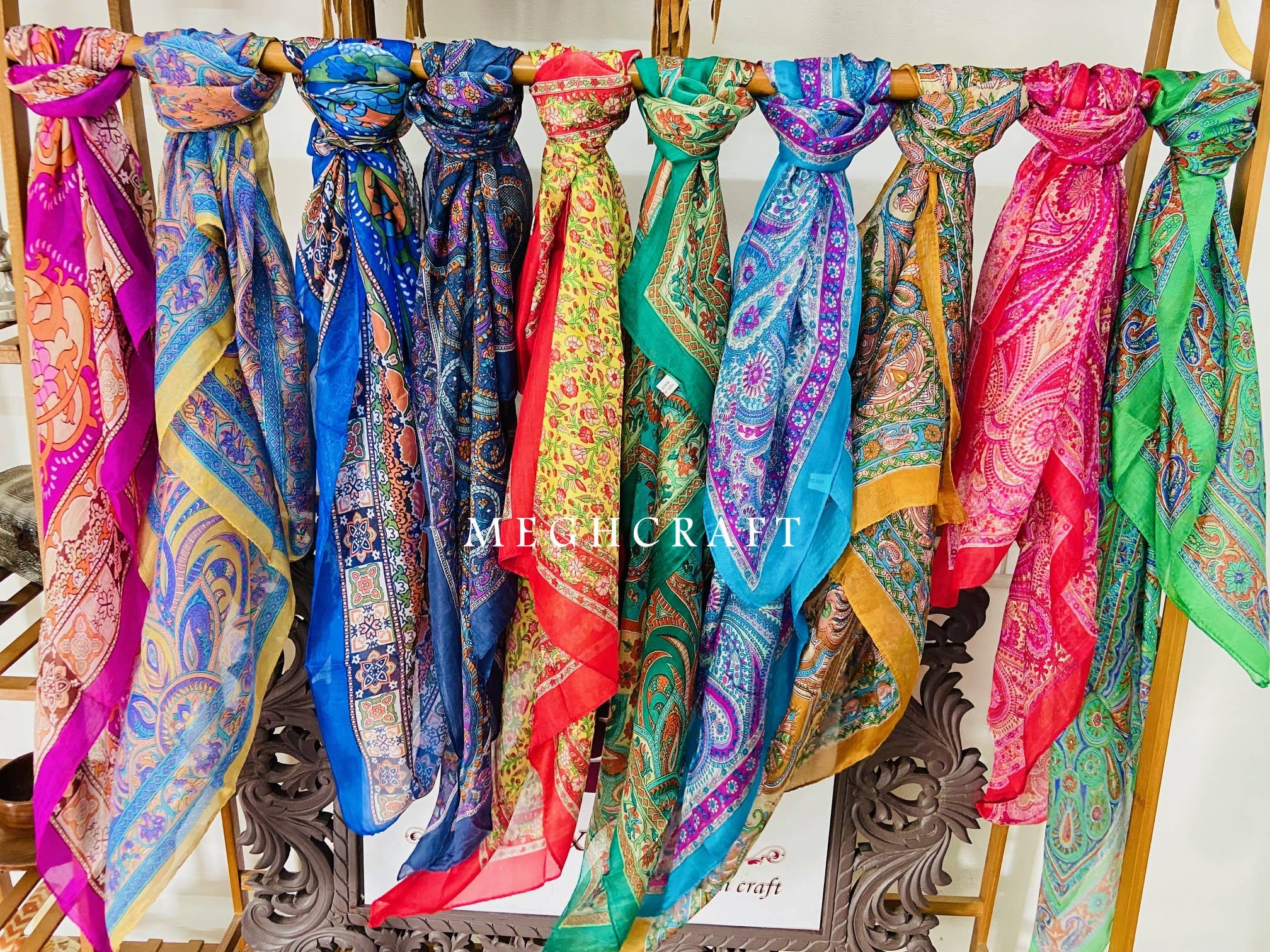 Meghcraft - Vente Écharpe – femme - Foulard bohème en soie 100% - Bandana en soie - Style boho1