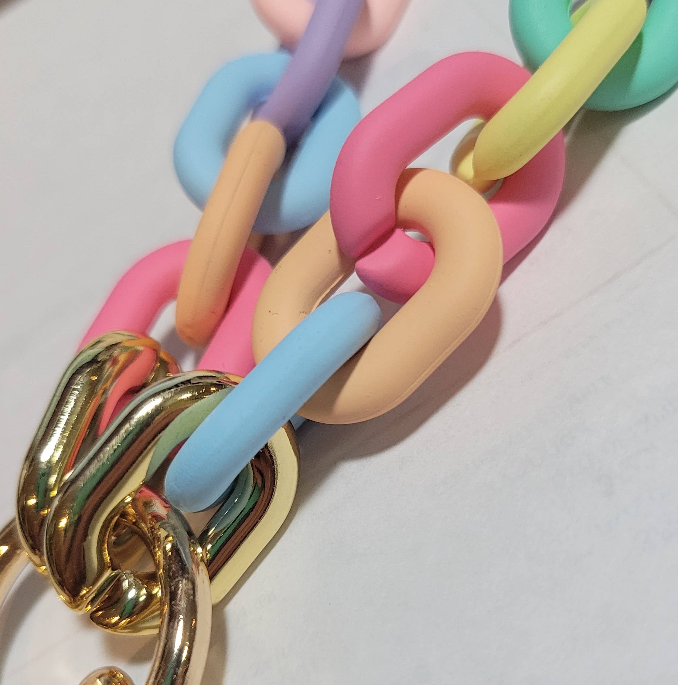 The Wristlet Bar - Wholesale Keychain - Women's - Chain Link Keychain Wristlet - Multi1