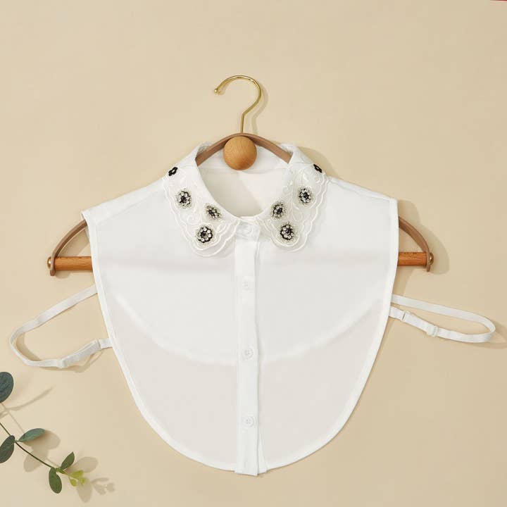 PEACH ACCESSORIES – wholesale Buttoned-down shirt – Women's – Floral Details Detachable Cotton Collar 77313