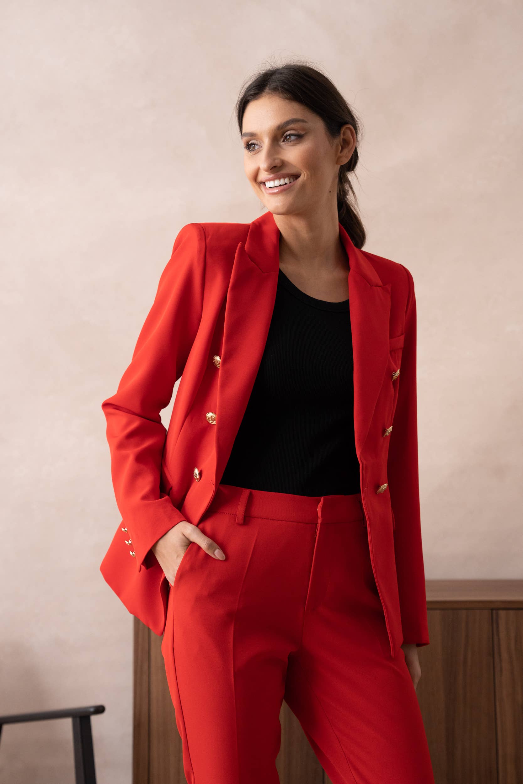 Attentif Paris - Wholesale Blazer - Women's - [Timeless] Fitted double-breasted blazer with gold buttons31