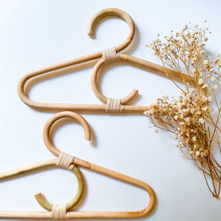 Bali Harvest - Wholesale Clothes Hangers - Original Rattan Hangers (Adult) - Zero Waste Eco Boho Decor
