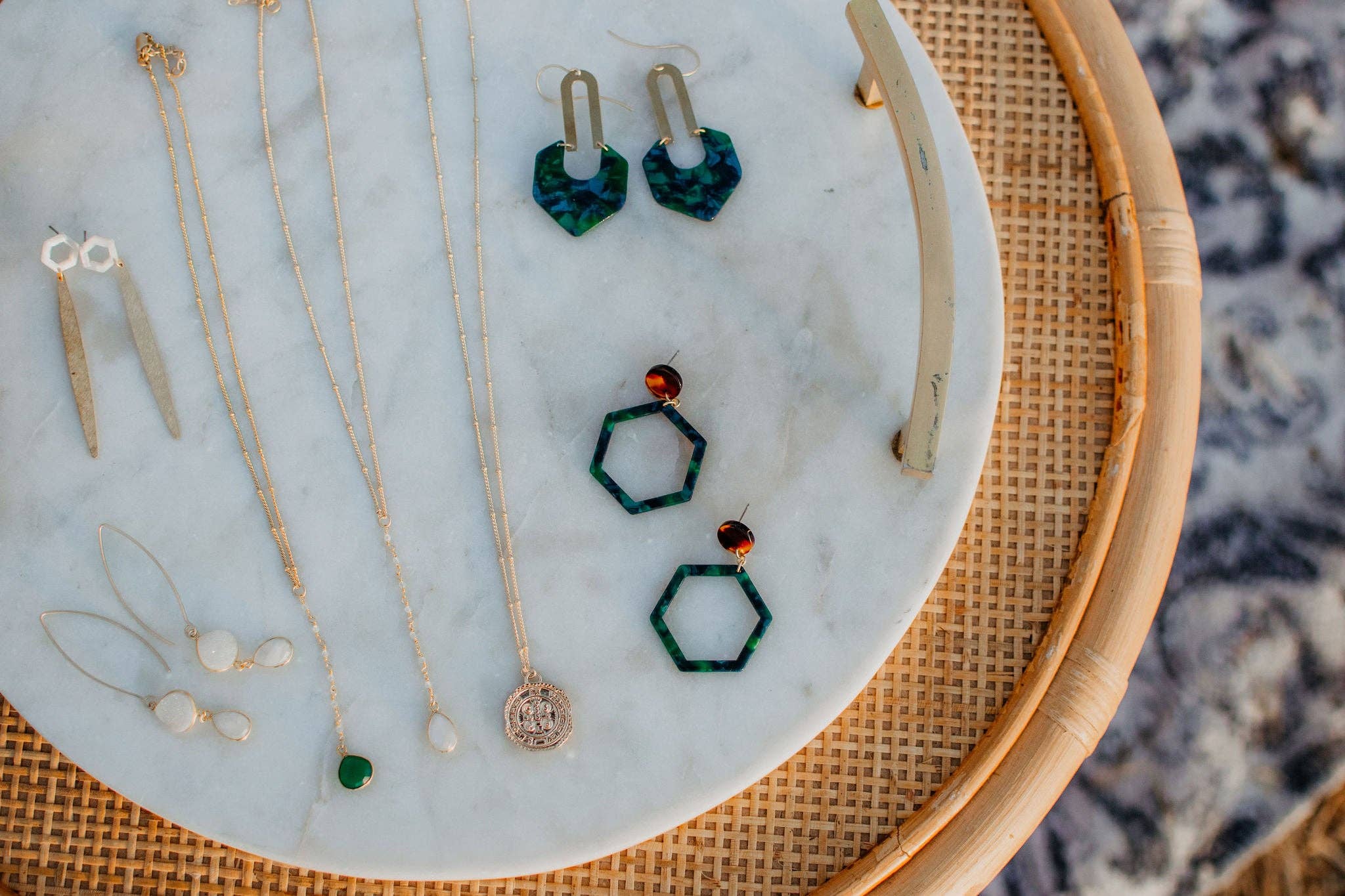 Moxie Collective (formerly Atonement Design) - Vendita all'ingrosso Orecchini pendenti - Orecchini esagonali verdi8