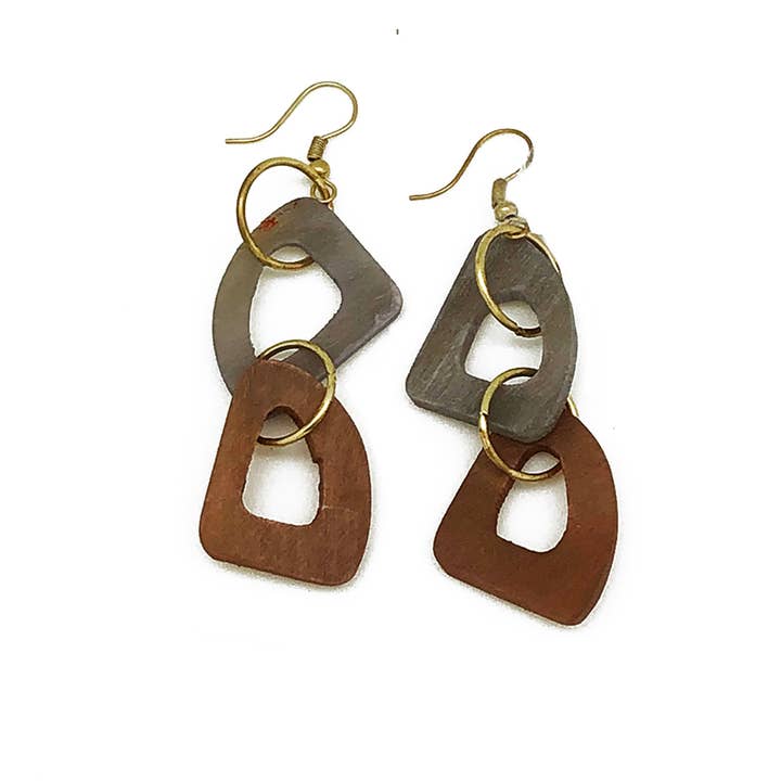 Anju Jewelry - Wholesale Dangle Earrings - Omala Natural Beige Collection Earrings - Connected Beads