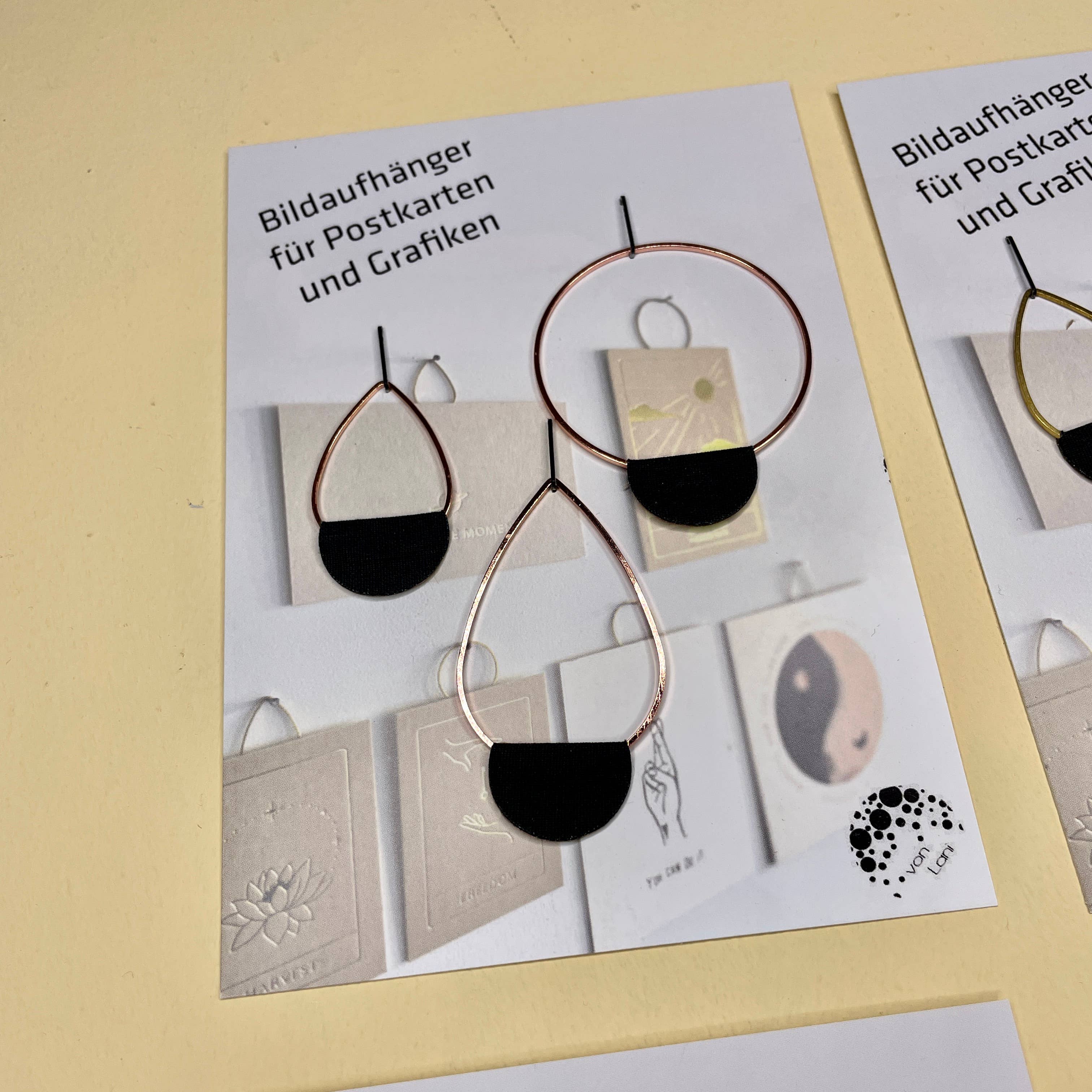 von Lani = Jewellry + Suncatchers - Vendita all'ingrosso Cornice portafoto - Set 3 💧💧🔵 Grucce per quadre/cornici per quadre/cartoline5