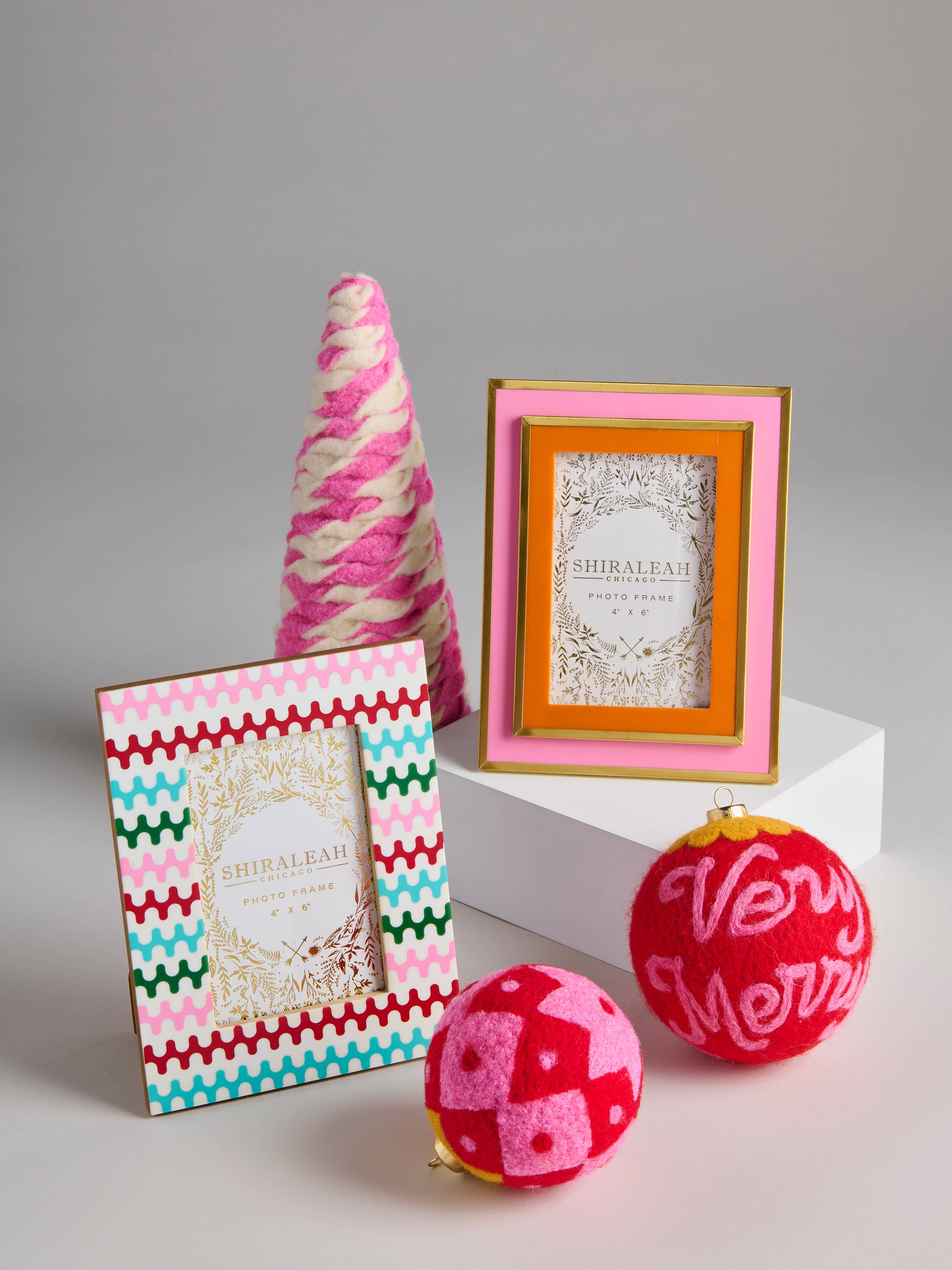 Shiraleah - Wholesale Christmas Decoration - "HO HO HO" ASST/4 ORNAMENTS,MULTI2