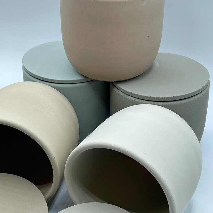 Colyer House Creations - Wholesale Candle Holder - Faire Exclusive Colors Handmade Concrete Candle Vessels 20oz1