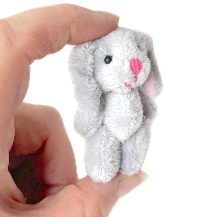 Llavero pequeño de conejito de peluche, mochila con cierre (gris) para venta al por mayor de The Gifted Rat