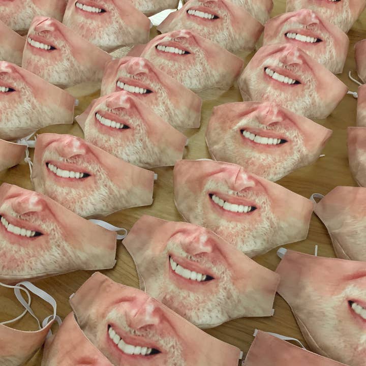 Maskalike – wholesale Protective face mask/shield – Hide The Pain Harold Face Mask2