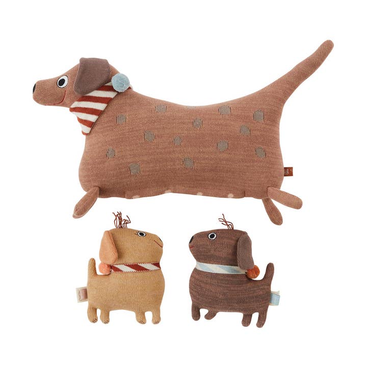 Hunsi Cão Com Dois Cachorros Coco & Max por atacado de OYOY LIVING DESIGN A/S