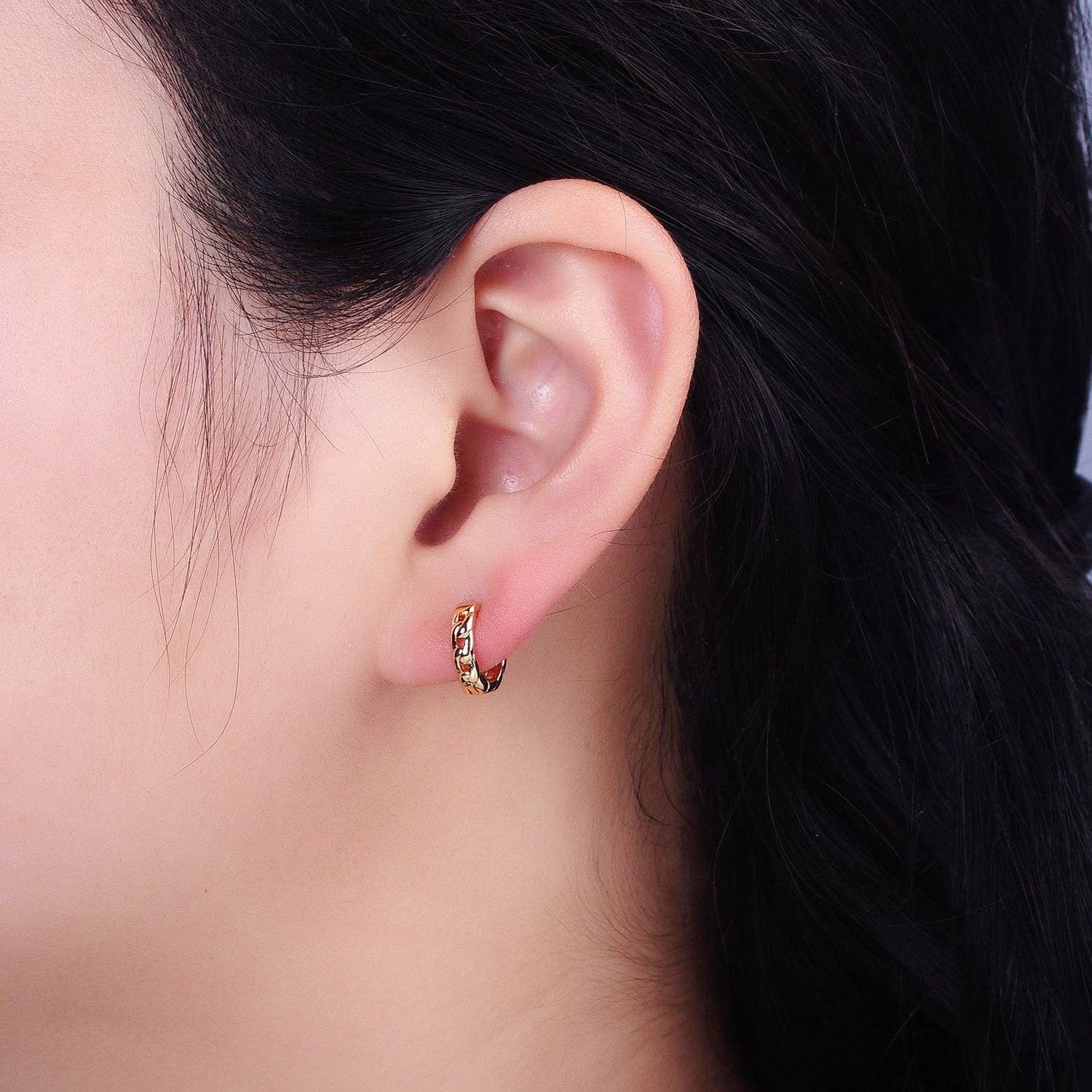 Aim Eternal - Wholesale Huggie Earrings - Dainty Gold Curb Link Chain Minimalist Huggie Earrings1