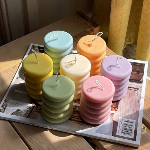 Eloise and Oliver - Wholesale Novelty Candle - Squiggle Candle