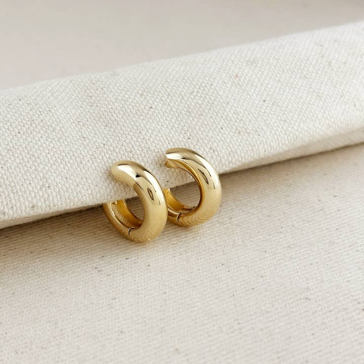 18k Gold Filled 18mm Polished Chunky Clicker Hoop Earrings for wholesale by GoldFi