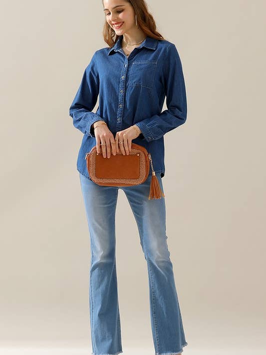 NINEXIS - Wholesale Button Down Shirt - Women's - CWTSTL088_DENIM CHAMBRAY BUTTON UP LONG SLEEVE TOP6