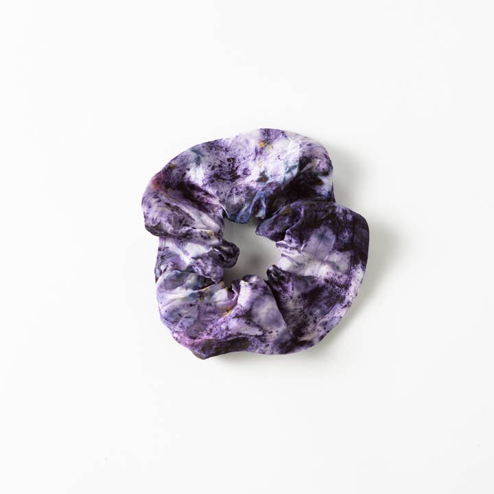 DYE KWEEN - Wholesale Scrunchie - Women's - Botanically Dyed Silk Scrunchie1