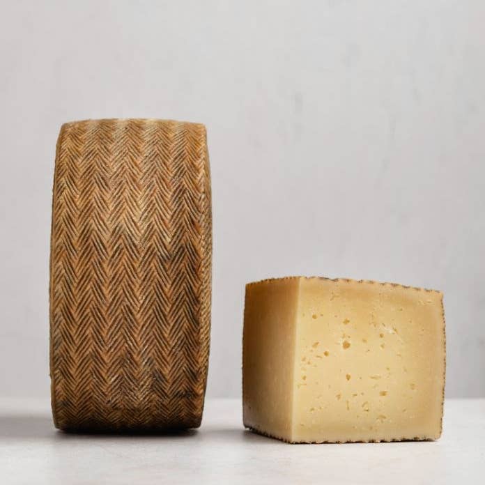 Delicatessen Spanish Food - Vente Fromages - Fromage artisanal Manchego affiné DOP 3,1 kg1