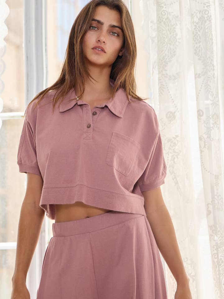 BUCKETLIST - Wholesale Polo - Women's - IT2448 Collared Boxy Solid Crop Polo Top
