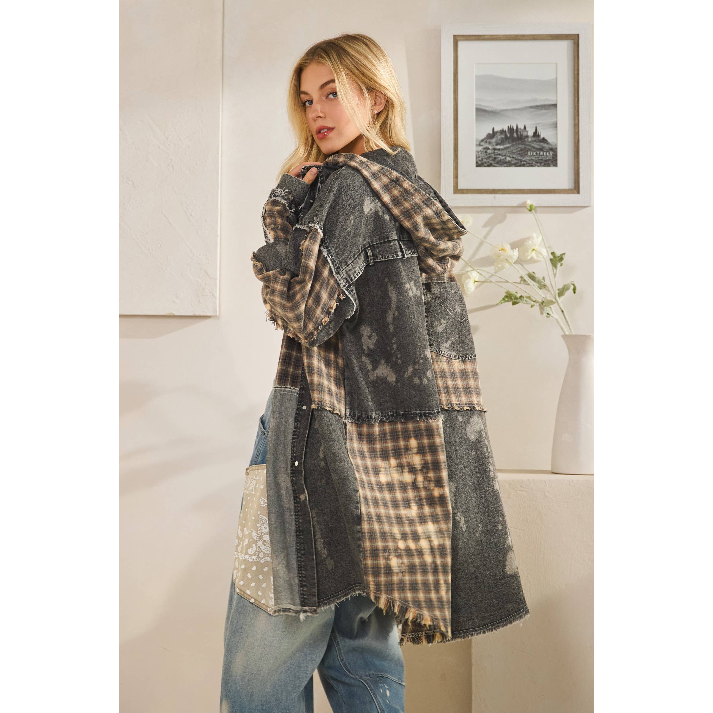 Oli&Hali - Wholesale Shirt Jacket/Shacket - Women's - WASHED BLEACHED DENIM PLAID BUTTON FRONT SHACKET19