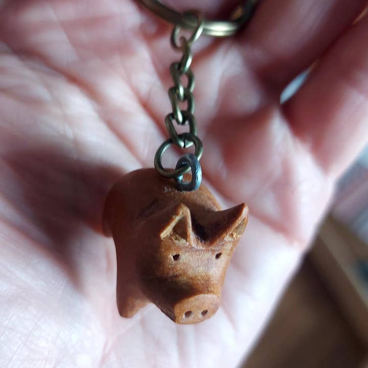 WOODEN TIES & GIFTS – wholesale Keychain – Unisex – Handmade Wooden Keyring Wood keychain Heart Oval Rectangle4